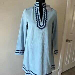 NWT Sail to Sable Sky Blue Tunic with Navy Accents